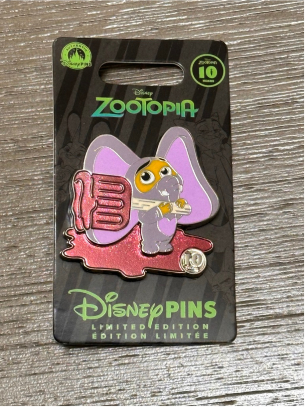 2026 Pin Trading Night Zootopia 10th Anniversary Finnick pin LE 4000